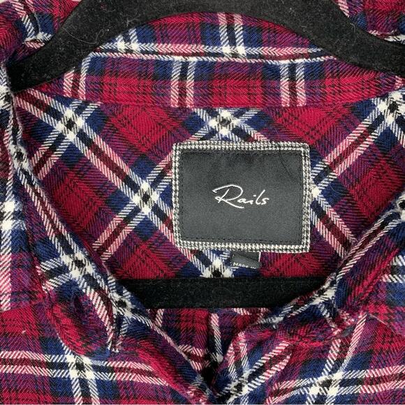 Rails burgundy plaid flannel long sleeve button down shirt women’s size Medium - Picture 2 of 5